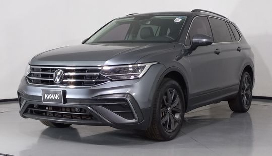 Volkswagen • Tiguan