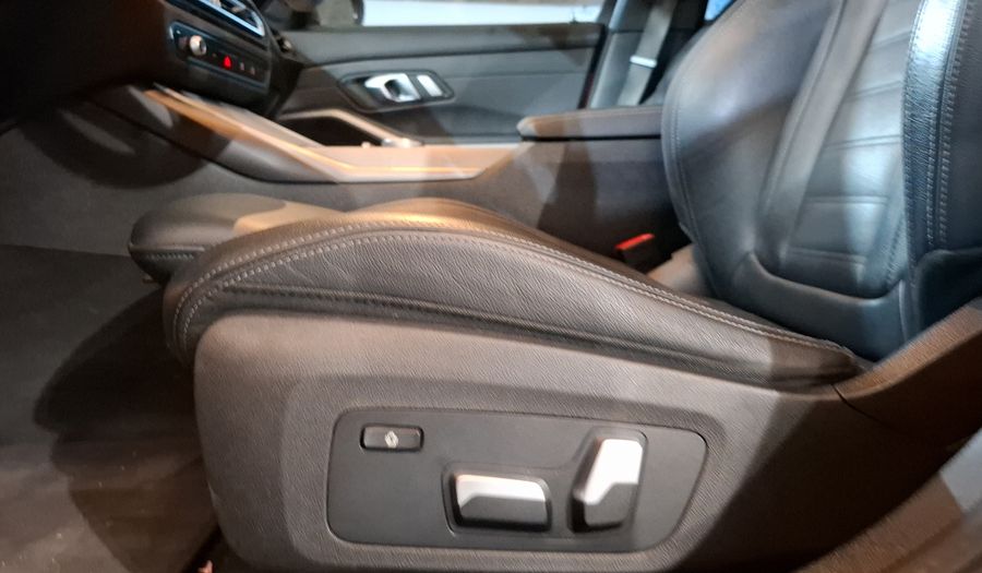 Bmw Serie 3 2.0 330E PHEV AUTO Sedan 2023