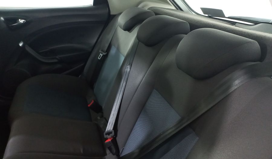 Seat Ibiza 2.0 BLITZ I-TECH 4 PTAS MT Hatchback 2015