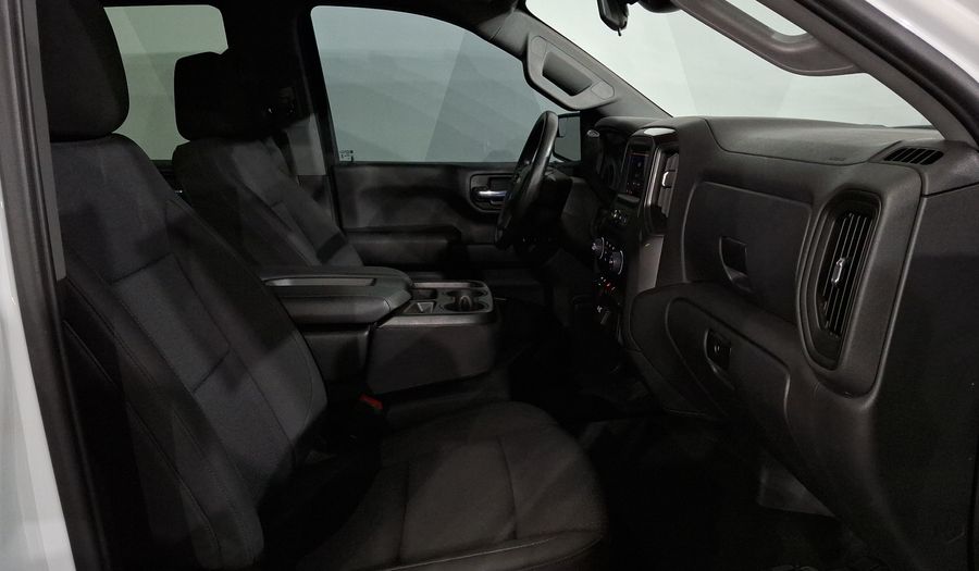 Chevrolet Silverado 1500 5.3 SILVERADO CUSTOM K AUTO 4WD Pickup 2023