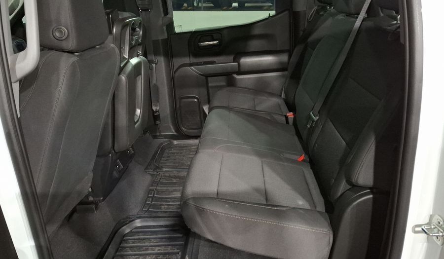 Chevrolet Silverado 1500 5.3 SILVERADO CUSTOM K AUTO 4WD Pickup 2023