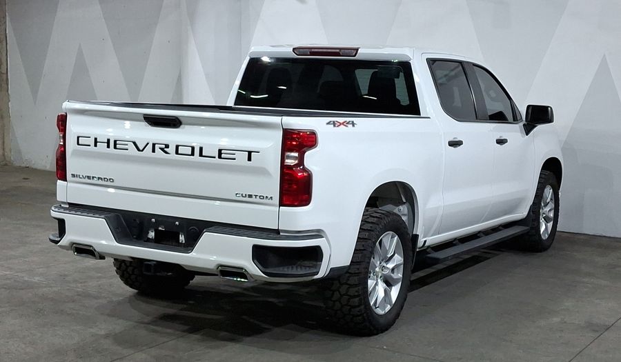 Chevrolet Silverado 1500 5.3 SILVERADO CUSTOM K AUTO 4WD Pickup 2023