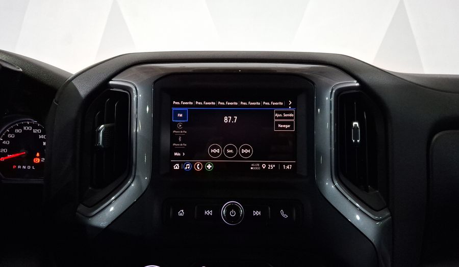 Chevrolet Silverado 1500 5.3 SILVERADO CUSTOM K AUTO 4WD Pickup 2023