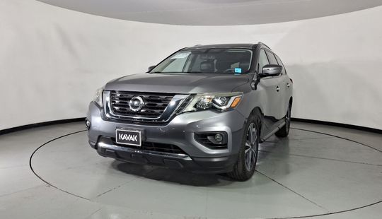Nissan • Pathfinder