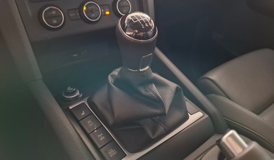 Volkswagen Amarok 2.0 TDI 180CV HIGHLINE 4X2 MY24 Pickup 2024