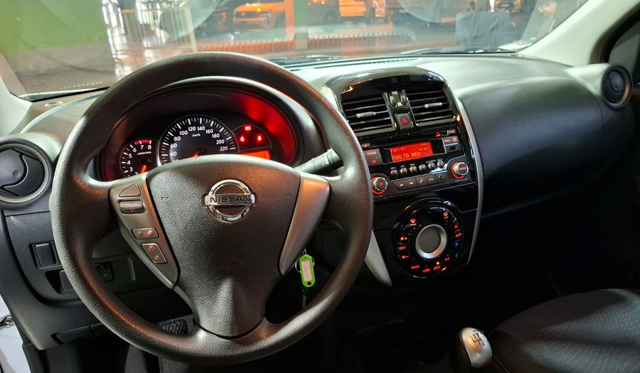 Nissan March 1.6 ADVANCE Hatchback 2018