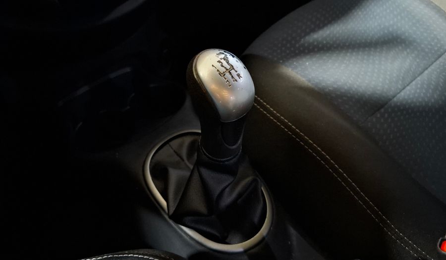 Nissan March 1.6 ADVANCE Hatchback 2018