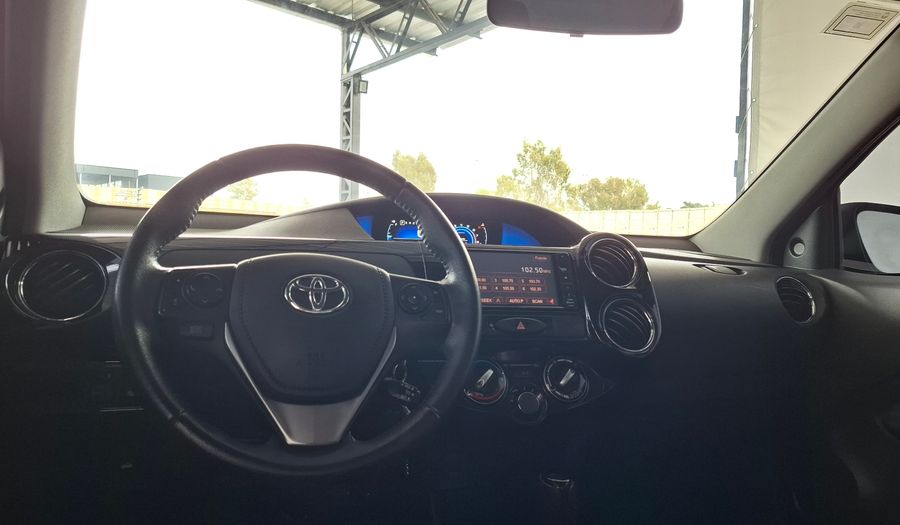 Toyota Etios 1.5 XLS AT Hatchback 2017