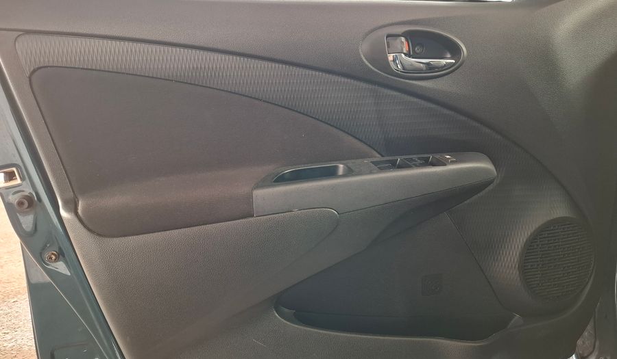 Toyota Etios 1.5 XLS AT Hatchback 2017
