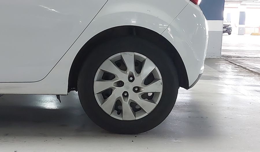 Chevrolet Onix 1.4 SPE/4 ECO LT AUTO Hatchback 2017