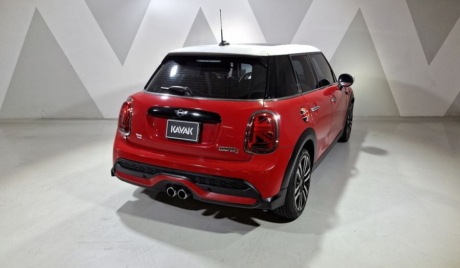 Mini Cooper S 2.0 COOPER CLASSIC DCT Hatchback 2022