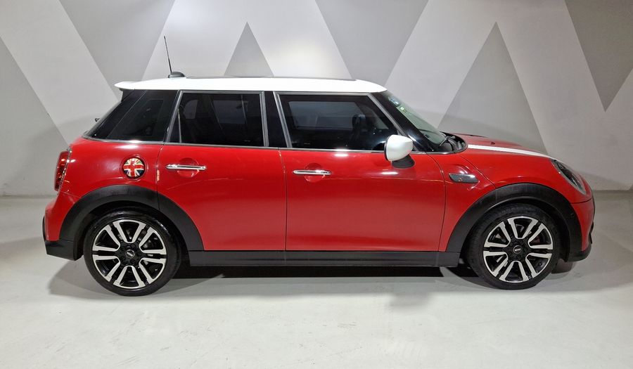 Mini Cooper S 2.0 COOPER CLASSIC DCT Hatchback 2022