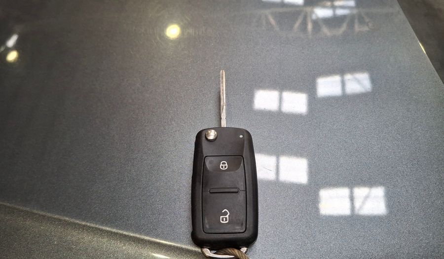 Volkswagen Gol 1.6 HIGHLINE Hatchback 2019