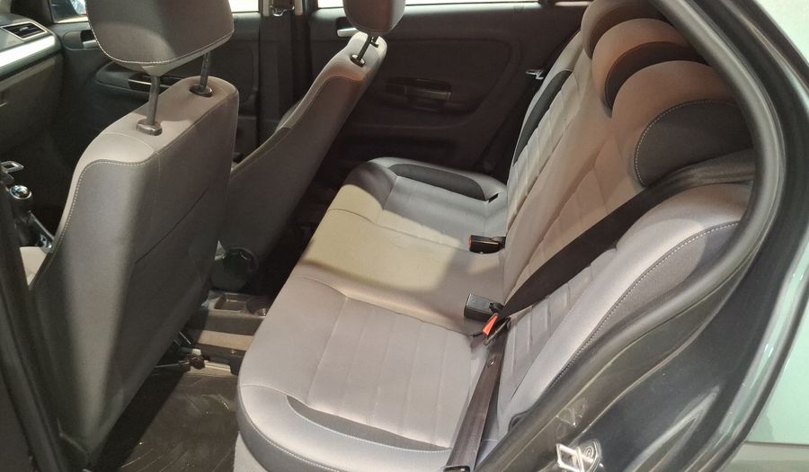 Volkswagen Gol 1.6 HIGHLINE Hatchback 2019