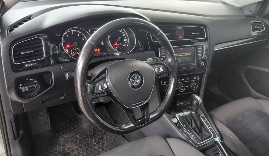 Volkswagen Golf 1.4 TSI HIGHLINE DSG Hatchback 2017
