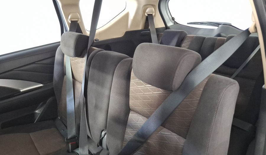 Mitsubishi Xpander 1.5 CROSS AUTO Minivan 2023