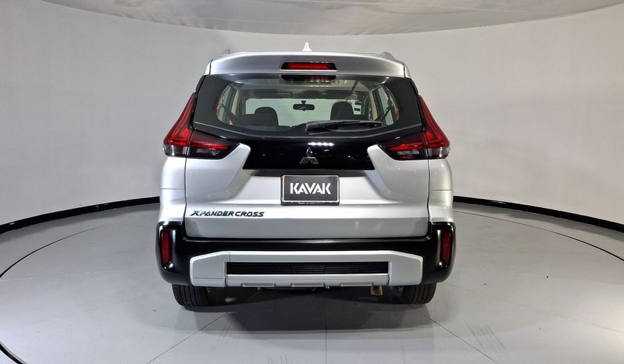 Mitsubishi Xpander 1.5 CROSS AUTO Minivan 2023
