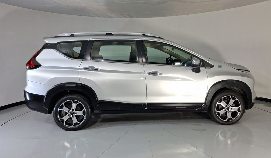 Mitsubishi Xpander 1.5 CROSS AUTO Minivan 2023