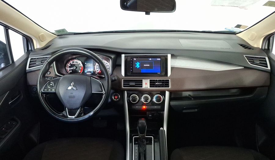 Mitsubishi Xpander 1.5 CROSS AUTO Minivan 2023
