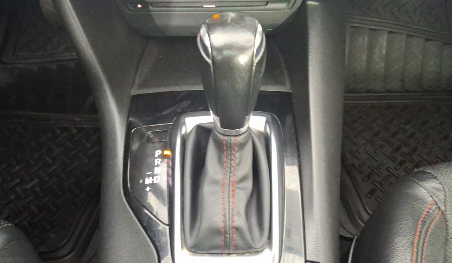 Mazda 3 2.5 SEDÁN S GT TA Sedan 2015