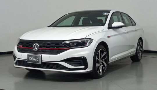 Volkswagen • Jetta