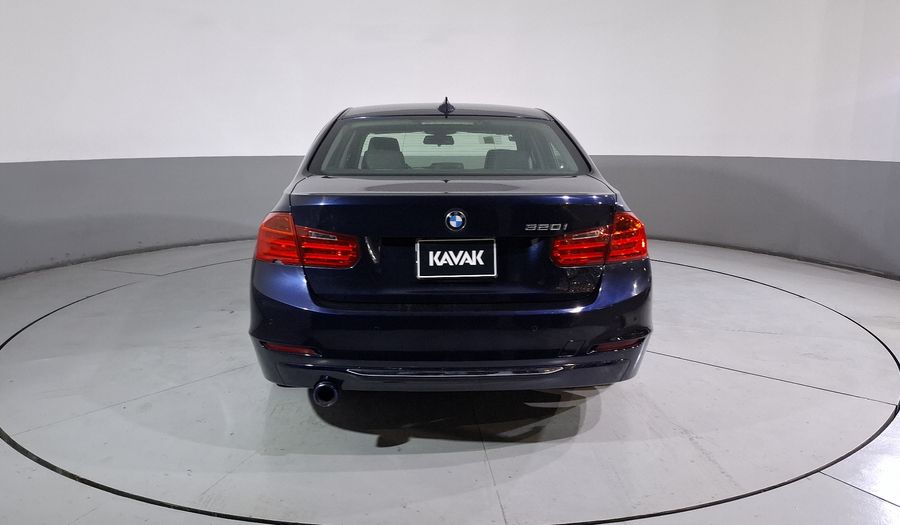 Bmw Serie 3 2.0 320IA LUXURY LINE Sedan 2015