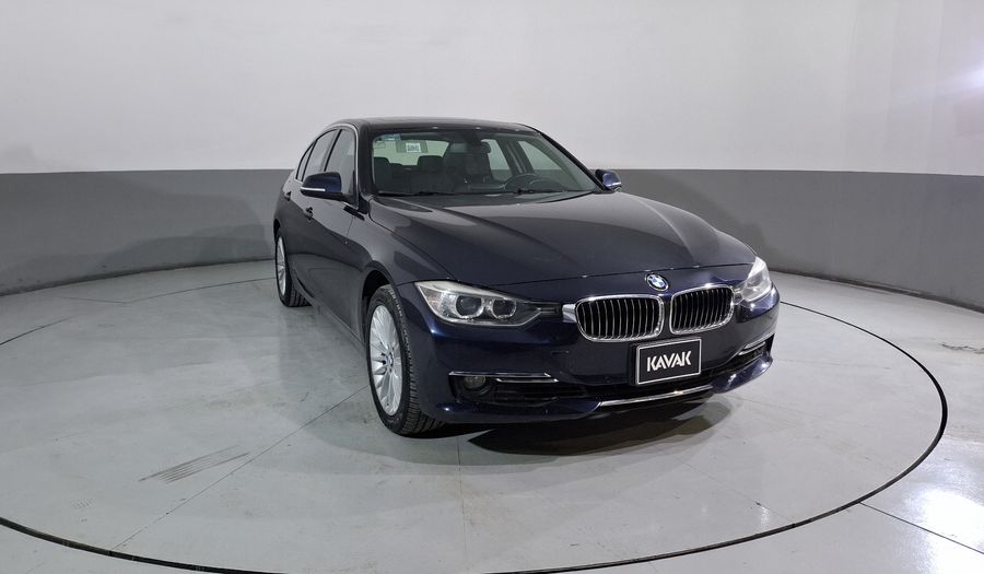 Bmw Serie 3 2.0 320IA LUXURY LINE Sedan 2015