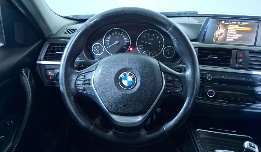 Bmw Serie 3 2.0 320IA LUXURY LINE Sedan 2015