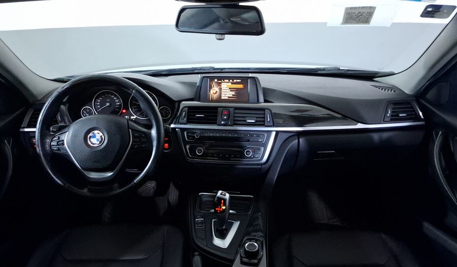 Bmw Serie 3 2.0 320IA LUXURY LINE Sedan 2015