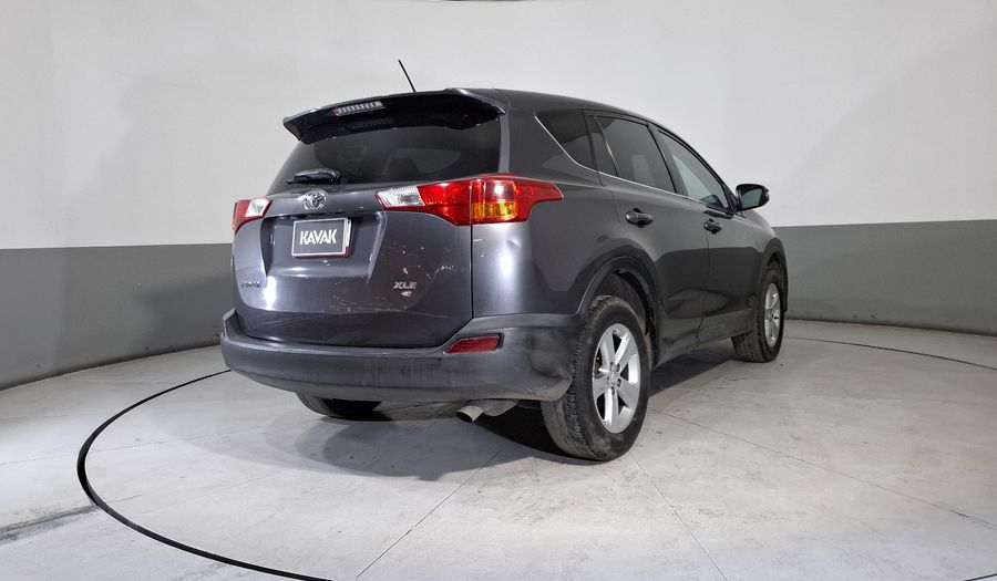 Toyota Rav4 2.5 XLE AT Suv 2013