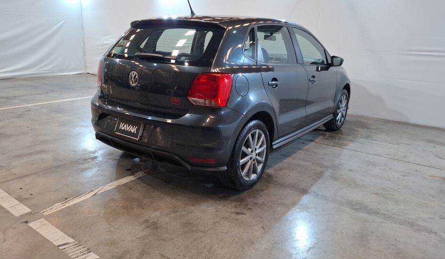 Volkswagen Polo 1.6 COMFORTLINE PLUS AUTO Hatchback 2021