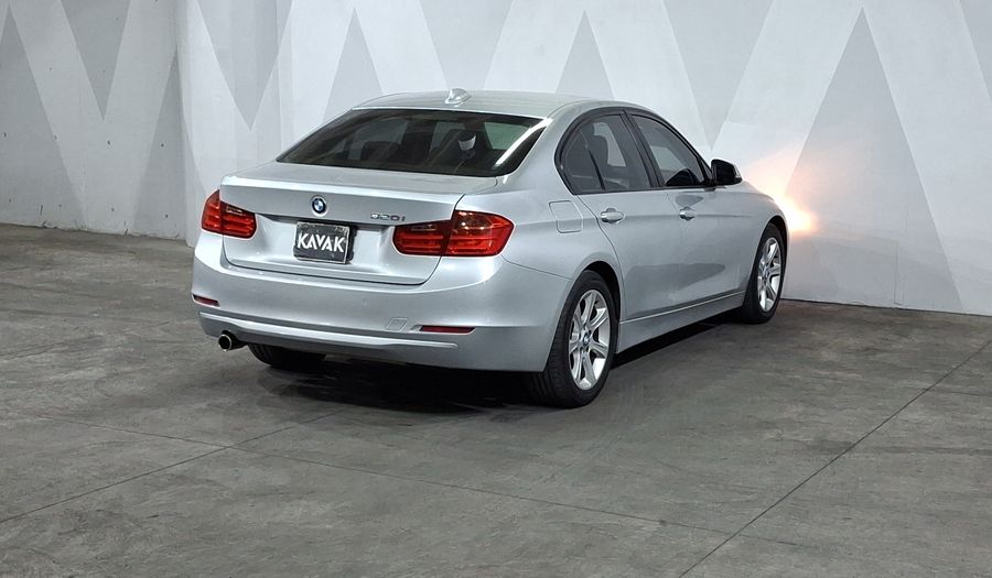 Bmw Serie 3 2.0 320IA Sedan 2014