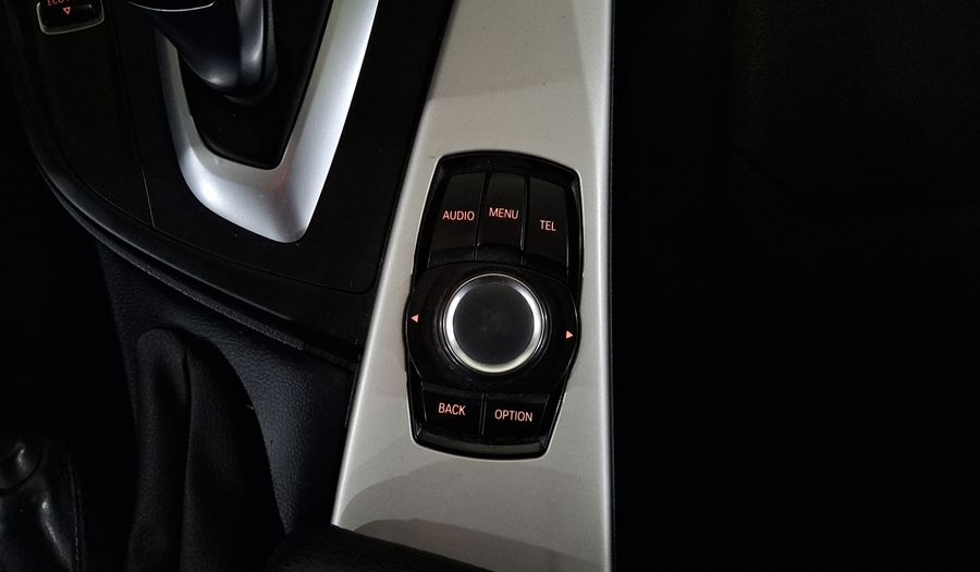 Bmw Serie 3 2.0 320IA Sedan 2014