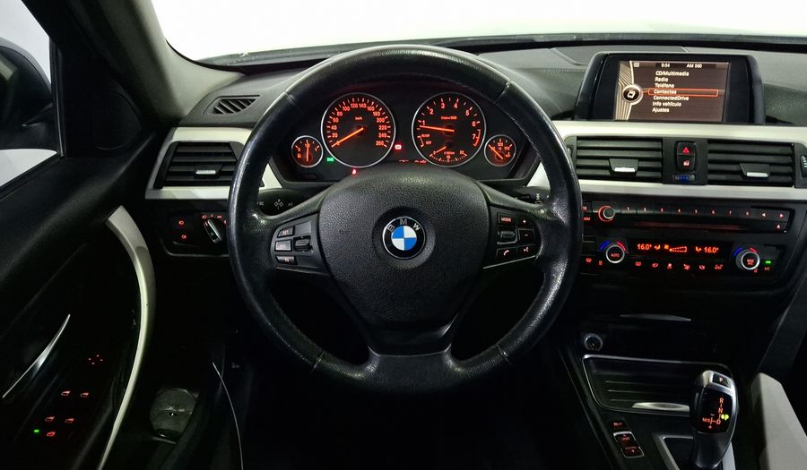 Bmw Serie 3 2.0 320IA Sedan 2014