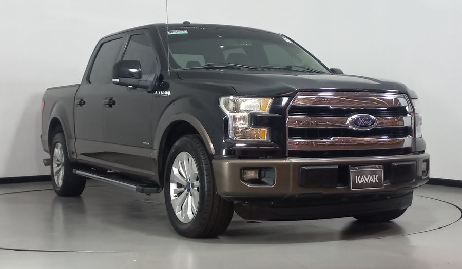 Ford Lobo 3.5 LOBO LARIAT CREW CAB 4X2 AT Pickup 2016