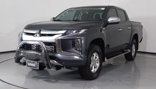 Mitsubishi • L200