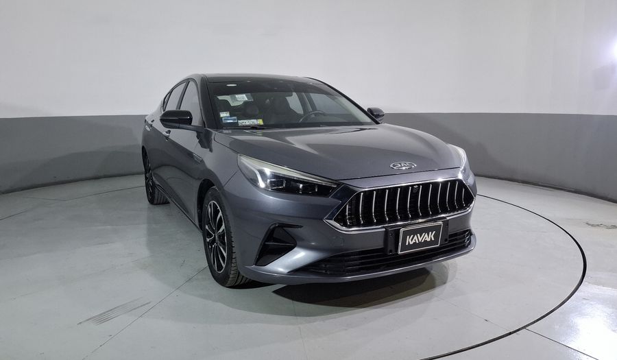 Jac J7 1.5 QUANTUM CVT Hatchback 2022