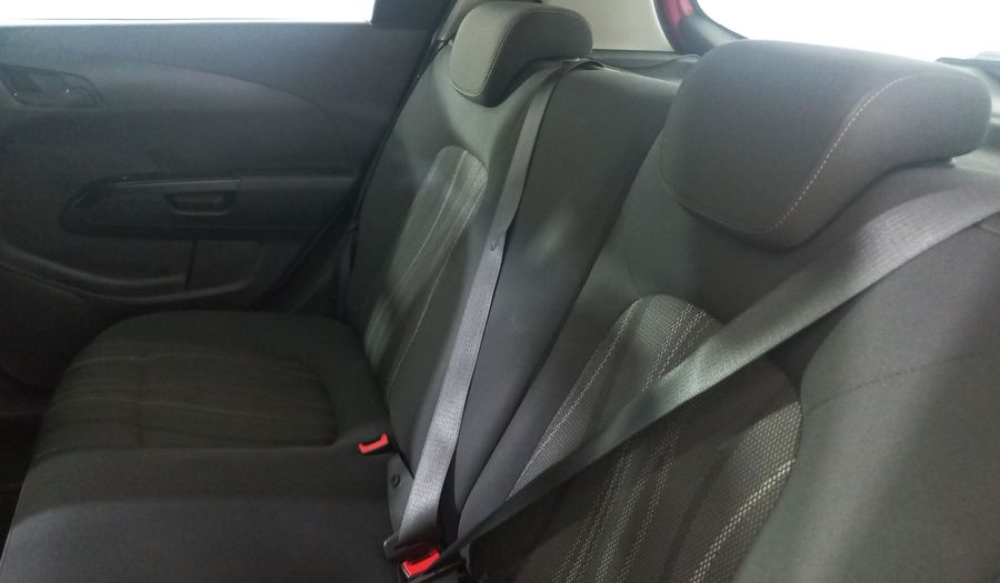 Chevrolet Sonic 1.6 MT J LT Hatchback 2016