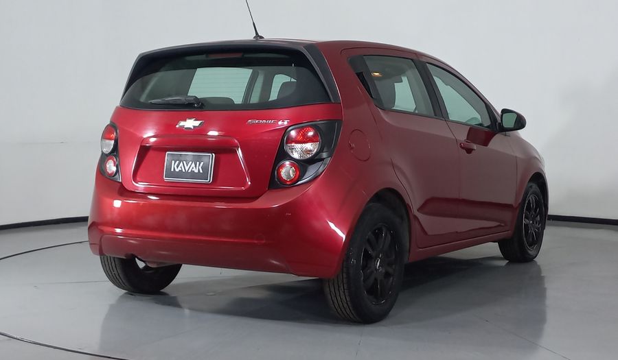 Chevrolet Sonic 1.6 MT J LT Hatchback 2016