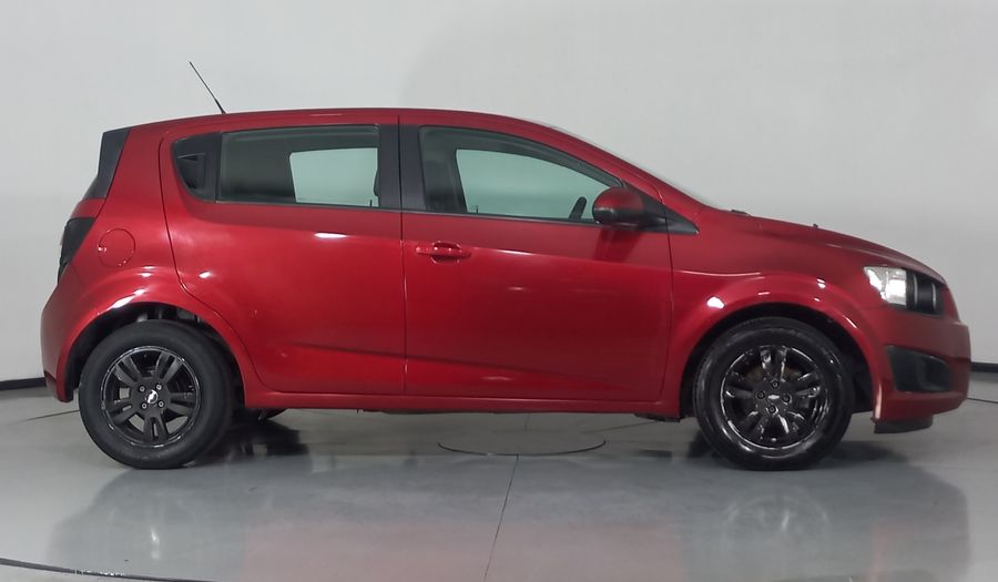 Chevrolet Sonic 1.6 MT J LT Hatchback 2016