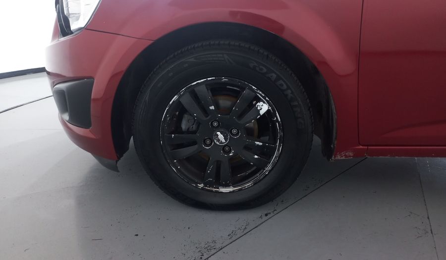 Chevrolet Sonic 1.6 MT J LT Hatchback 2016