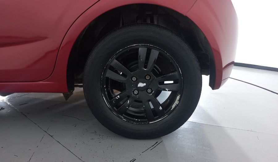 Chevrolet Sonic 1.6 MT J LT Hatchback 2016