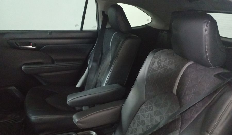 Toyota Highlander 2.5 HEV NIGHTSHADE AUTO Suv 2025