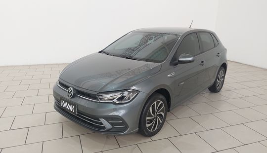 Volkswagen • Polo