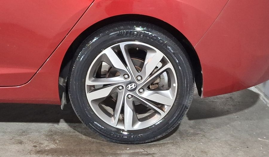 Hyundai Elantra 1.8 LIMITED TECH AT Sedan 2015