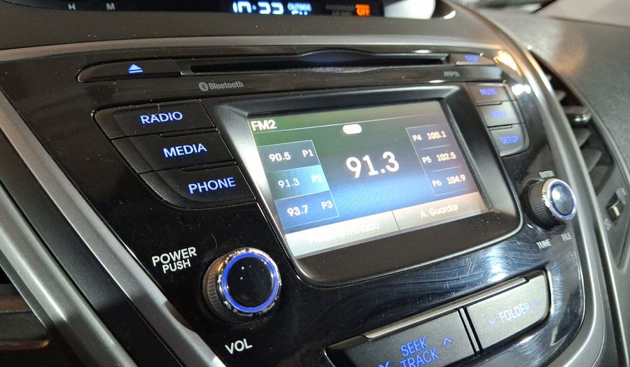 Hyundai Elantra 1.8 LIMITED TECH AT Sedan 2015