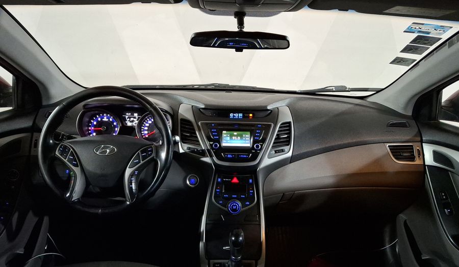 Hyundai Elantra 1.8 LIMITED TECH AT Sedan 2015