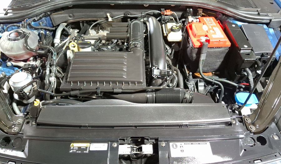 Volkswagen Jetta 1.4 TRENDLINE AUTO Sedan 2019