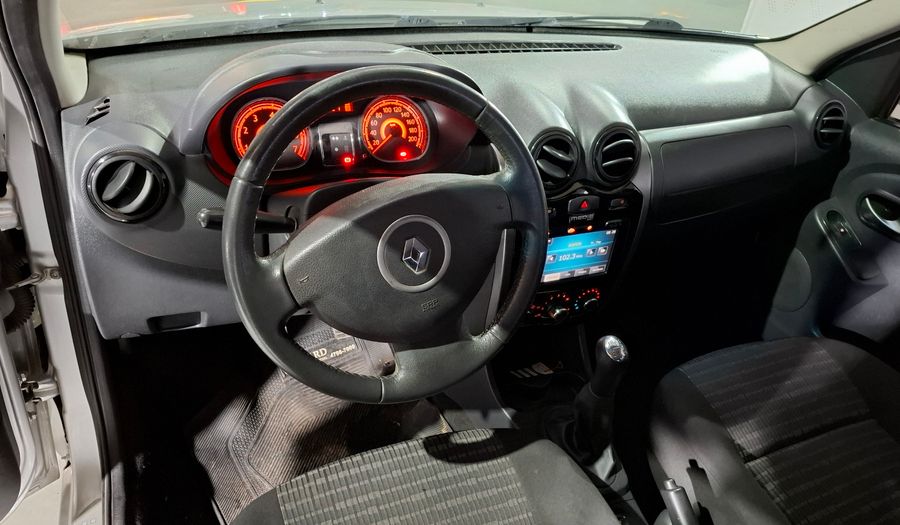 Renault Sandero 1.6 16V PRIVILEGE NAV Hatchback 2015