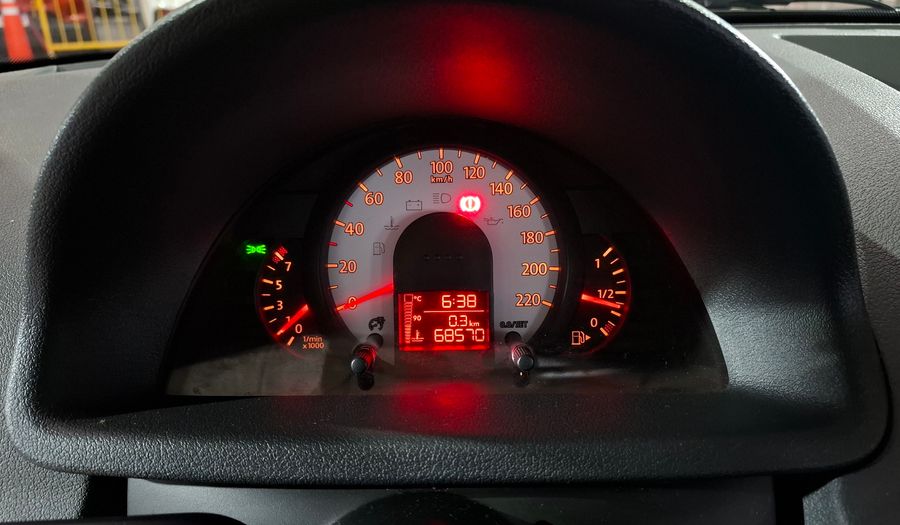 Volkswagen Gol 1.4 POWER Hatchback 2012